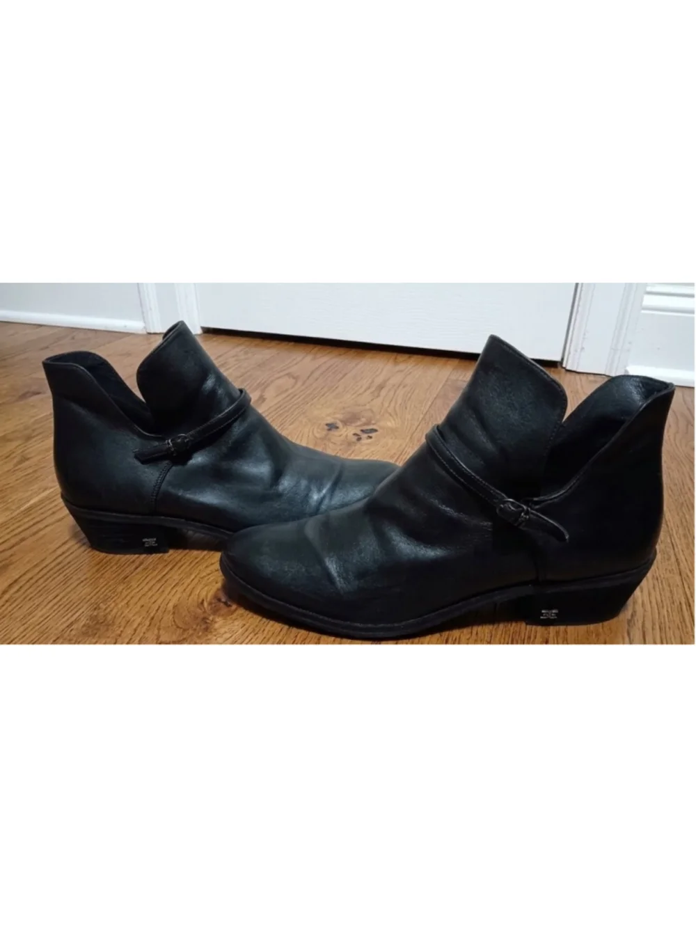 Sam Edelman sam edelman